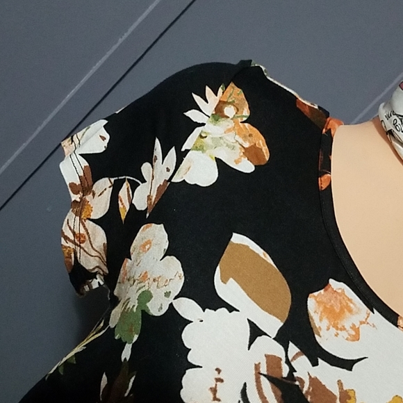 Stunning Sexy Swing Dress CLEARANCE FINAL PRICE - Picture 5 of 8